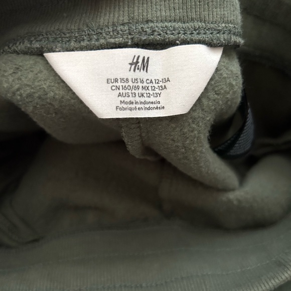 Green Sweatpants - Picture 2 of 2